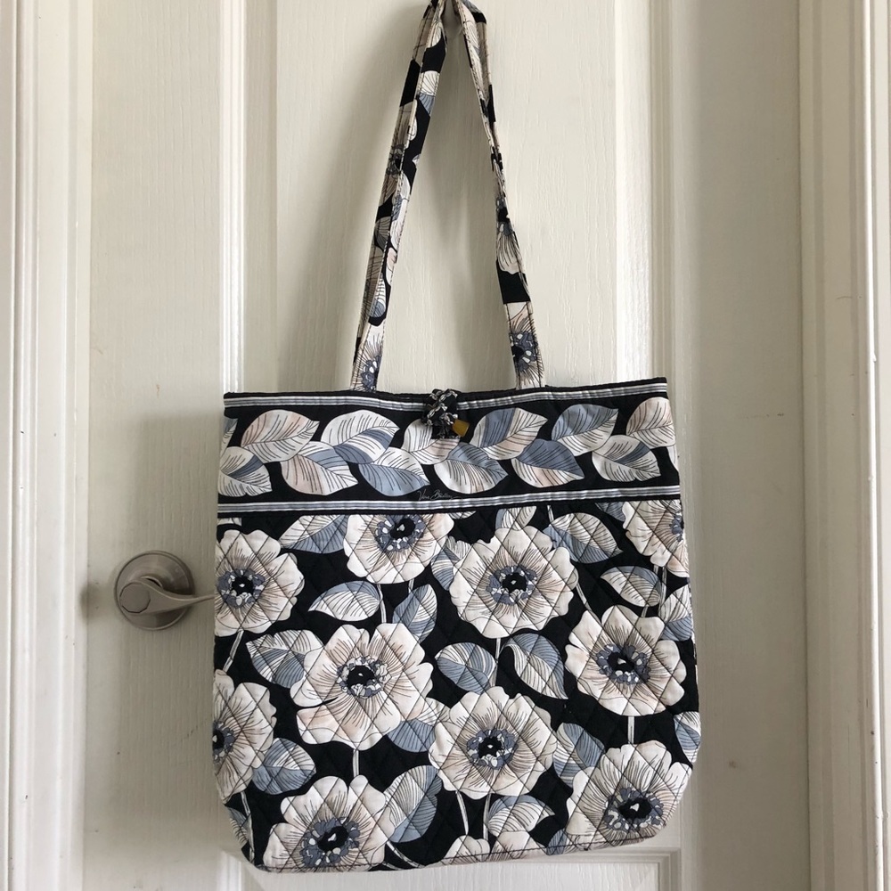 Vera Bradley Iconic Tote Im Camellia